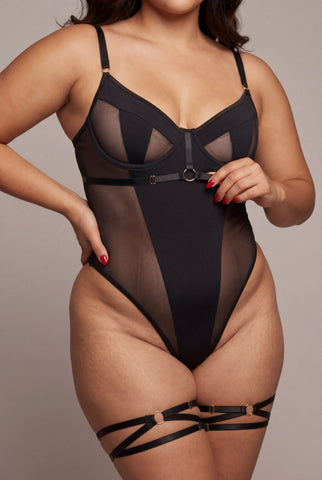 Body mit Oberschenkelschlaufe – WILD BLACK